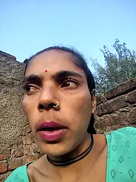 Snapshot of Sonam_mehta chatting on November 26, 3:06 am Sonam mehta online show from November 26, 3:06 am