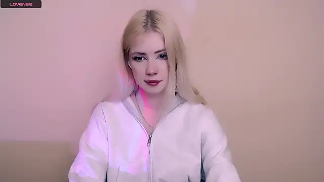 AliceHotty  online show from February 13, 8:36 am