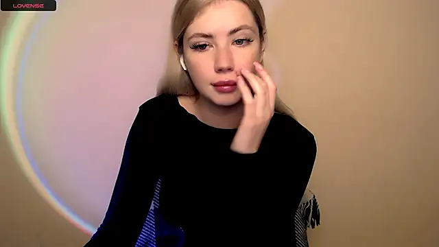 AliceHotty  online show from November 7, 8:08 am