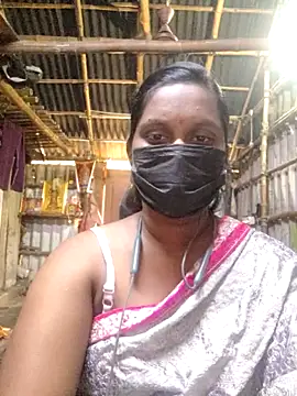 Snapshot of Tamildivya18 chatting on November 11, 4:51 am Tamildivya18 online show from November 11, 4:51 am