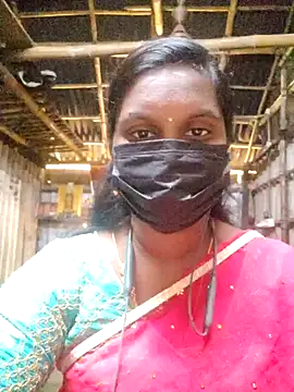 Snapshot of Tamildivya18 chatting on October 16, 4:43 am Tamildivya18 online show from October 16, 4:43 am