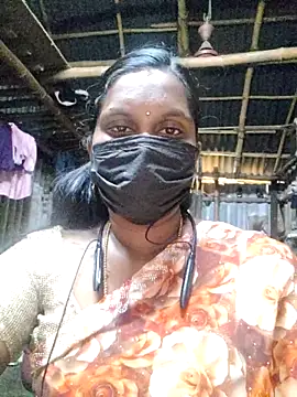 Snapshot of Tamildivya18 chatting on November 22, 5:17 am Tamildivya18 online show from November 22, 5:17 am