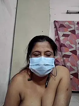 mature mimi online show from February 7, 10:45 am