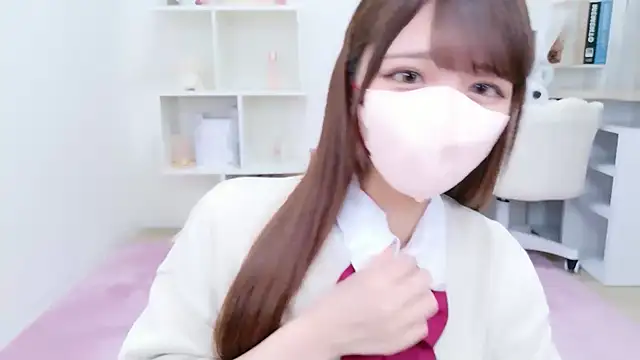 Reina Fcup online show from December 17, 10:42 am