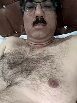 moonflower25 online show from December 15, 2:06 am