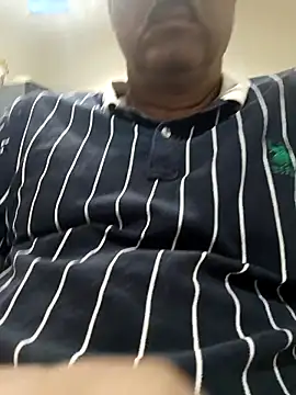 moonflower25 online show from November 8, 4:49 am