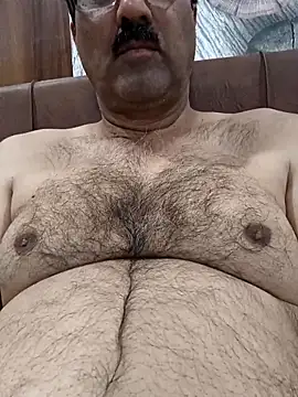 Snapshot of moonflower25 chatting on December 16, 3:27 pm moonflower25 online show from December 16, 3:27 pm