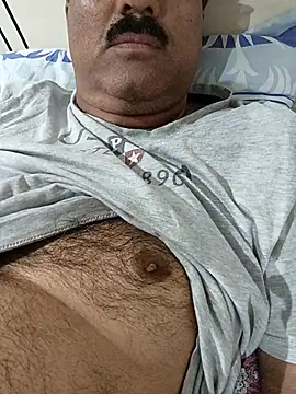 moonflower25 online show from October 28, 5:34 pm