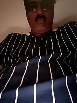 moonflower25 online show from November 14, 6:28 am