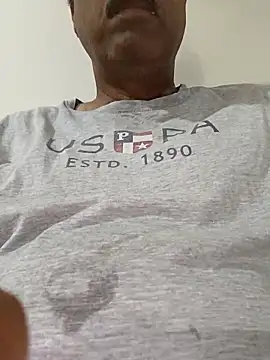 moonflower25 online show from November 16, 5:34 am