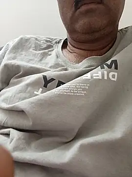 moonflower25 online show from March 15, 3:46 am