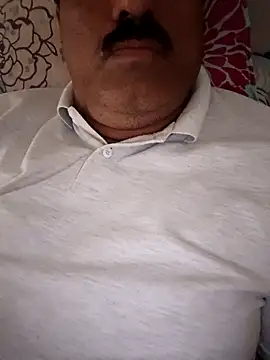 Snapshot of moonflower25 chatting on October 8, 3:52 am moonflower25 online show from October 8, 3:52 am