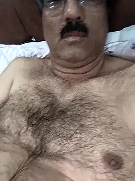 Snapshot of moonflower25 chatting on December 20, 3:26 pm moonflower25 online show from December 20, 3:26 pm