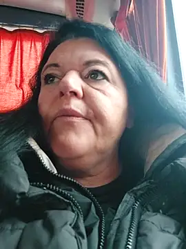 BlacReign online show from February 6, 9:16 am