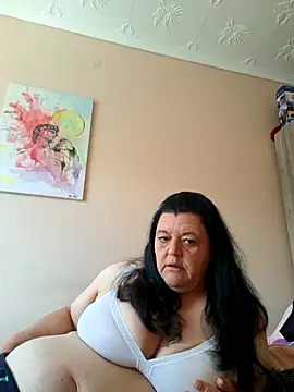 BlacReign online show from September 16, 11:00 am