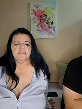 BlacReign online show from November 19, 7:25 pm