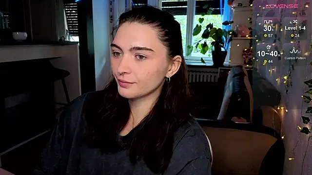 Snapshot of dorfmatratze__ chatting on October 6, 8:15 am dorfmatratze online show from October 6, 8:15 am