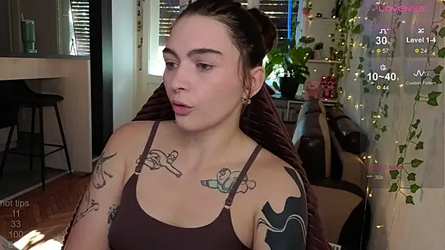 Snapshot of dorfmatratze__ chatting on October 19, 7:22 am dorfmatratze online show from October 19, 7:22 am