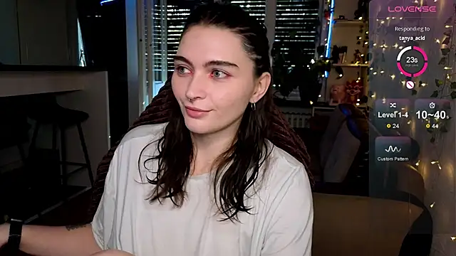 Snapshot of dorfmatratze__ chatting on September 13, 6:13 am dorfmatratze online show from September 13, 6:13 am