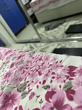 Snapshot of hardick582 chatting on October 2, 8:34 pm hardick582 online show from October 2, 8:34 pm
