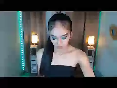 LauraSoHot online show from January 14, 8:40 am