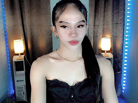 LauraSoHot online show from January 15, 9:01 am