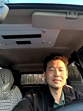 huanhuanaaaaa online show from April 24, 9:55 am