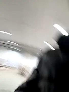 huanhuanaaaaa online show from March 5, 12:35 pm