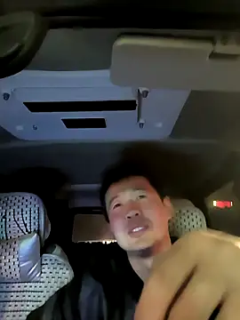 huanhuanaaaaa online show from March 25, 1:10 pm