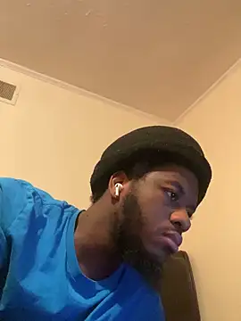 Snapshot of ThickDic28 chatting on October 25, 1:16 am ThickDic28 online show from October 25, 1:16 am