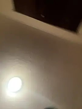 Snapshot of ThickDic28 chatting on February 14, 10:54 pm ThickDic28 online show from February 14, 10:54 pm