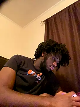 Snapshot of ThickDic28 chatting on September 12, 12:22 am ThickDic28 online show from September 12, 12:22 am