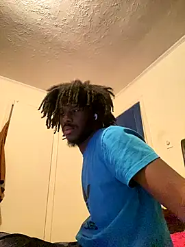 Snapshot of ThickDic28 chatting on December 18, 6:40 am ThickDic28 online show from December 18, 6:40 am