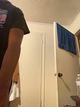 Snapshot of ThickDic28 chatting on October 20, 1:18 am ThickDic28 online show from October 20, 1:18 am