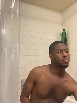 Snapshot of ThickDic28 chatting on March 1, 9:09 am ThickDic28 online show from March 1, 9:09 am