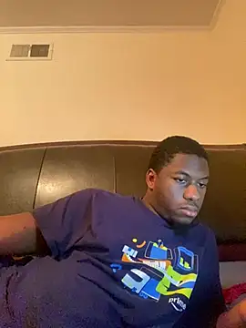 Snapshot of ThickDic28 chatting on July 14, 12:32 am ThickDic28 online show from July 14, 12:32 am