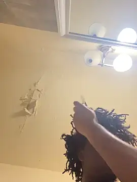 Snapshot of ThickDic28 chatting on November 9, 8:51 am ThickDic28 online show from November 9, 8:51 am