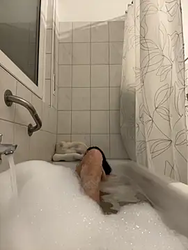 Emilia Mausi online show from November 25, 8:31 pm