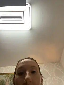 Emilia Mausi online show from December 4, 8:30 pm