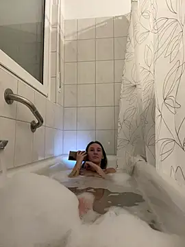 Emilia Mausi online show from February 19, 8:17 pm