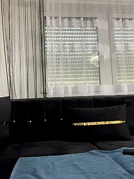 Snapshot of Emilia_Mausi chatting on September 24, 12:33 pm Emilia Mausi online show from September 24, 12:33 pm