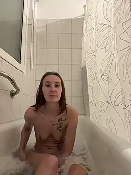 Emilia Mausi online show from January 7, 7:08 pm