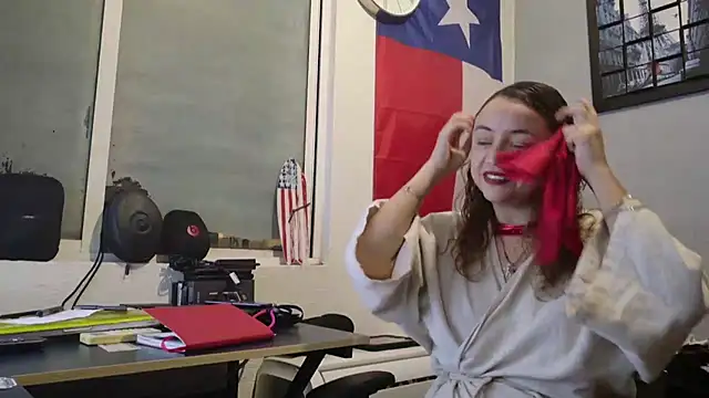 katkush2381 online show from October 15, 3:05 am