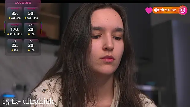 Snapshot of Mirarune chatting on February 4, 1:17 pm Mirarune online show from February 4, 1:17 pm