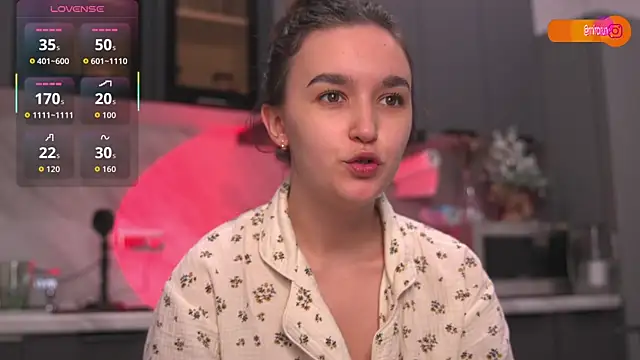 Snapshot of Mirarune chatting on December 21, 2:08 pm Mirarune online show from December 21, 2:08 pm