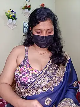 Snapshot of Rose-luckey chatting on June 25, 8:36 pm Rose-luckey online show from June 25, 8:36 pm
