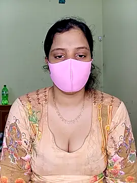 Rose-luckey online show from December 2, 5:20 am