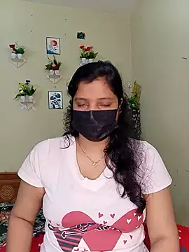 Snapshot of Rose-luckey chatting on July 16, 11:40 am Rose-luckey online show from July 16, 11:40 am
