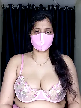 Rose-luckey online show from March 6, 1:28 pm