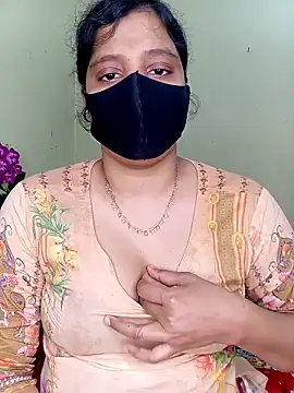 Rose-luckey online show from May 8, 1:37 pm